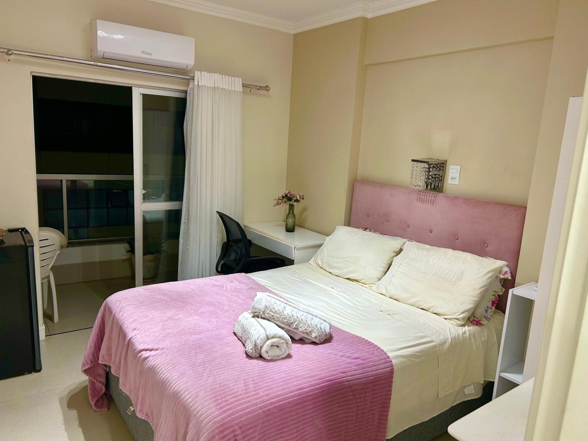 Beira Da Praia, 2 Pessoas, Economico, Basico E Confortavel Balneário Camboriú